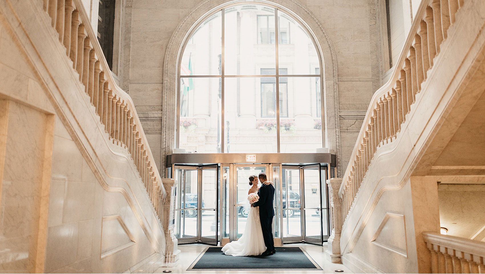 chicago wedding grand staircase