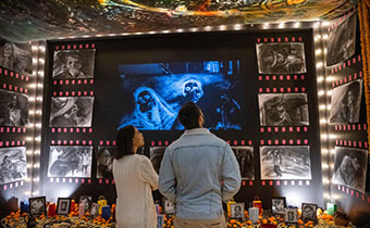 dia de los muertos celebration